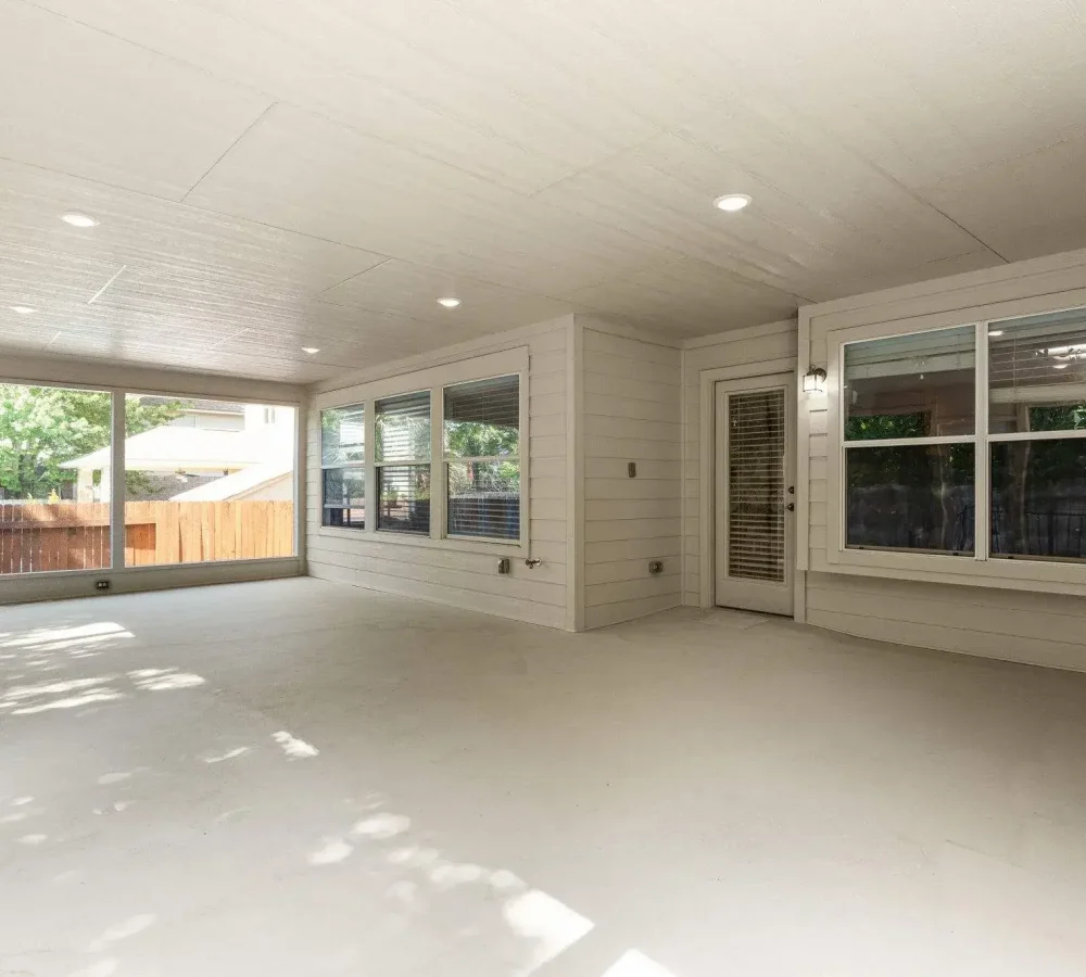 screened porch ceiling fan view.